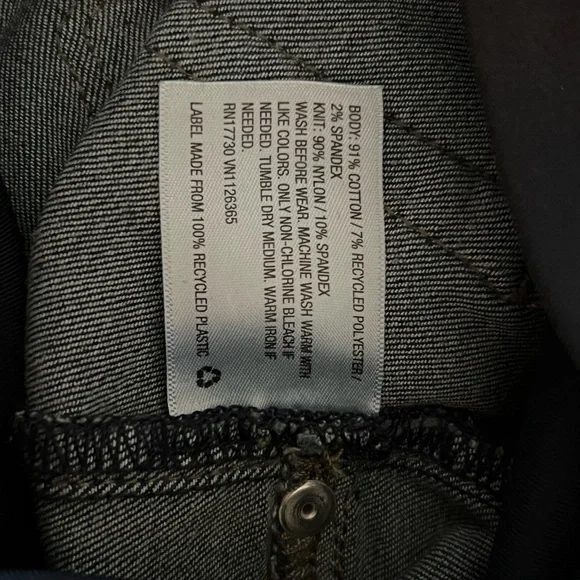 NWOT Isabel Maternity Denim Bermuda Shorts - Picture 3 of 5